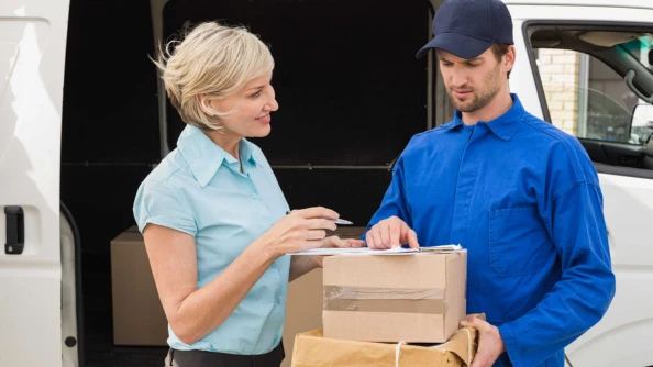 Pickup and delivery service in Dubai by Taskpul